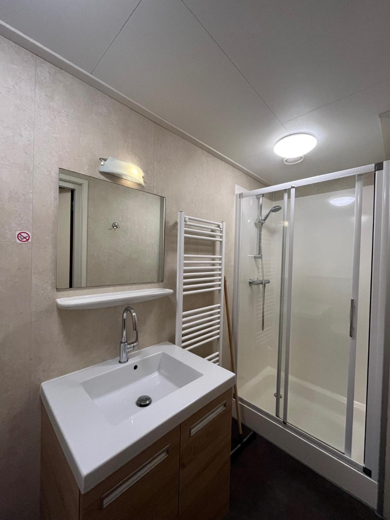 Visserslust - Woonboten & Appartementen Vinkeveen Eksteriør billede